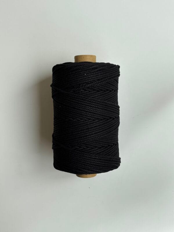 Black 2mm Twisted