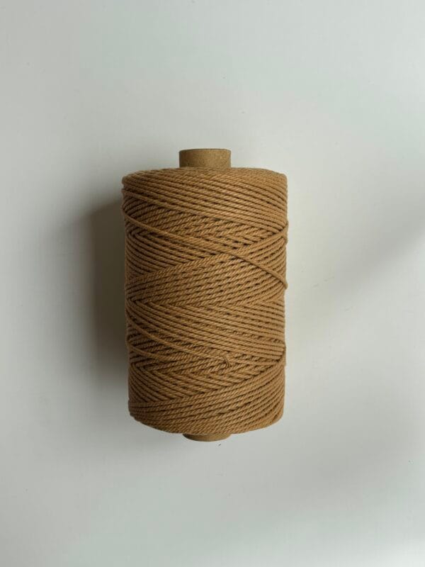 Dark Biscuit 2mm Twisted