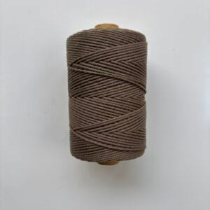 Almond Frost 2mm Twisted