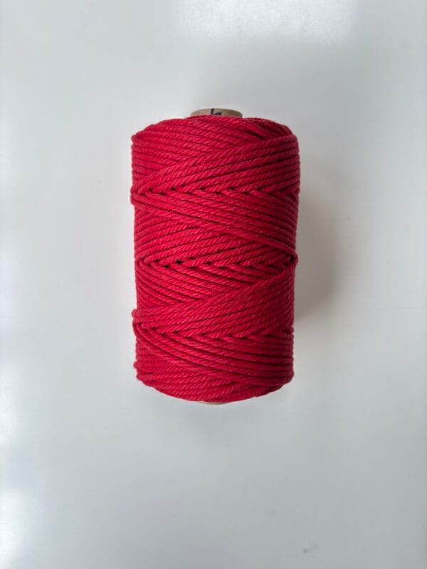 Blood Red 3mm Twisted