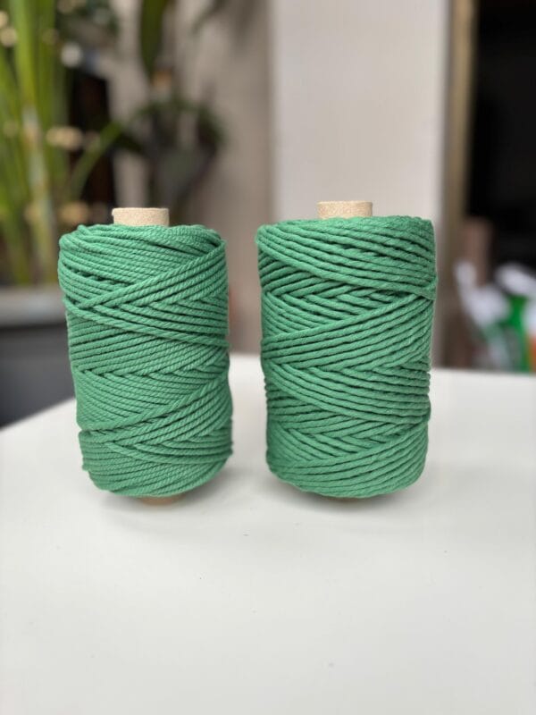 Aqua Forest Green 4mm Twisted