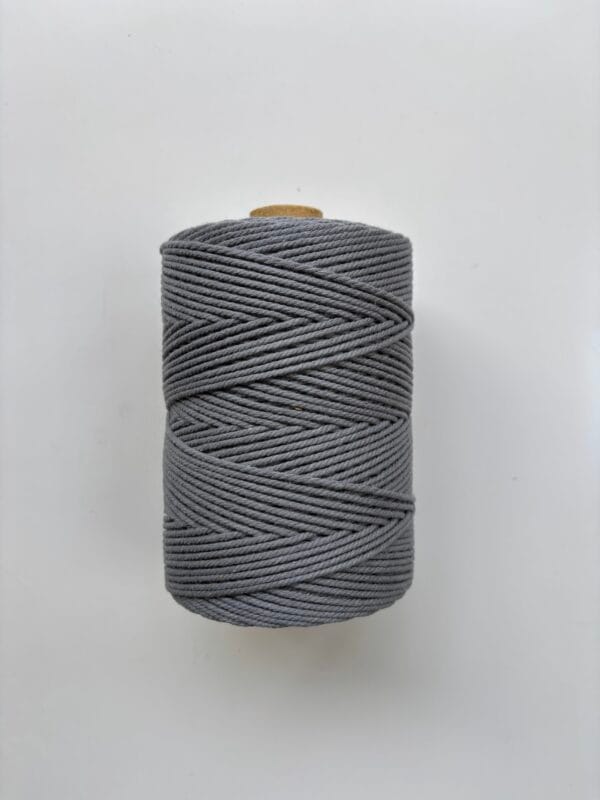 Medium Grey 2mm Twisted